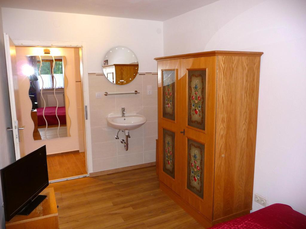 Landhaus Alpenblick Leutasch Szoba fotó